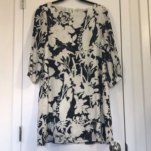 Amour Vert Haley silk shift dress in XS